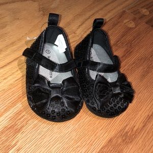 Black sequin baby shoes